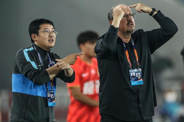 阿伦25+20骑士负热火 步行者大胜送活塞4连败